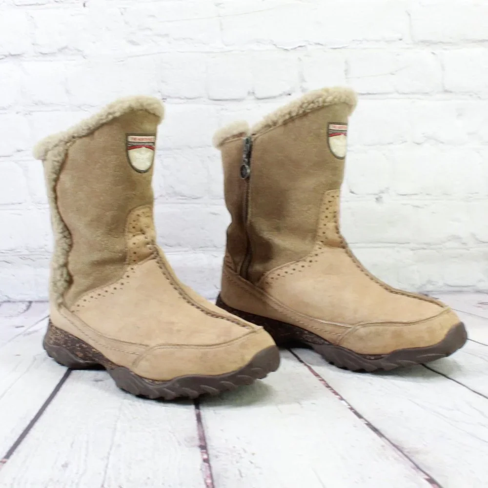 The North Face Tan Suede Side Zip Primaloft WP Winter Snow Boots Size 7 - Picture 3 of 9